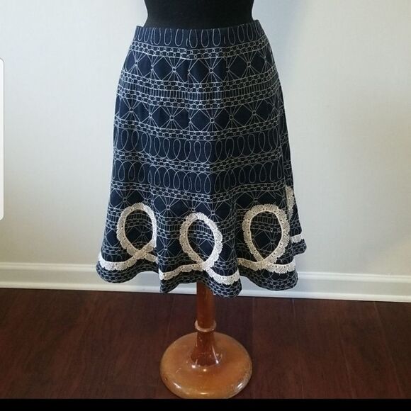 WDNY Blue Skirt with Embroidery Design sz 8 - Picture 12 of 12